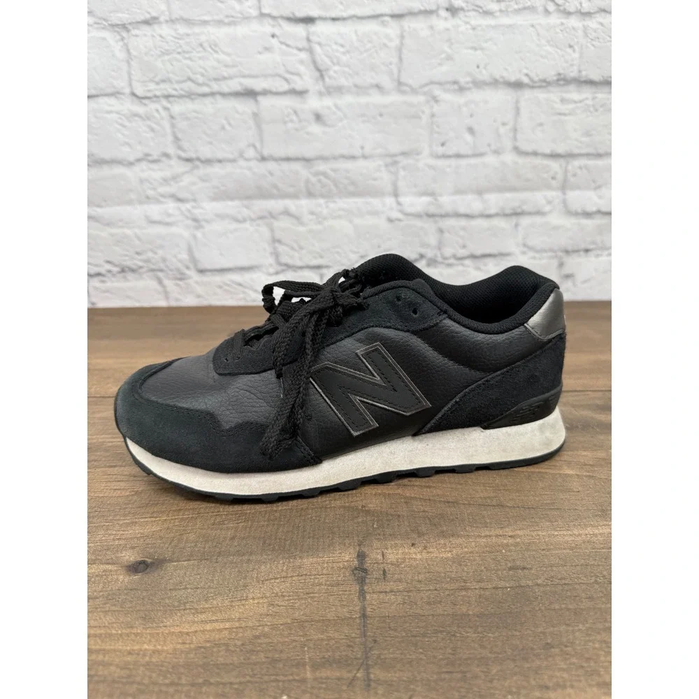 New Balance 515 Sneakers Womens 8.5 Black Leather Suede Retro Casual Shoes